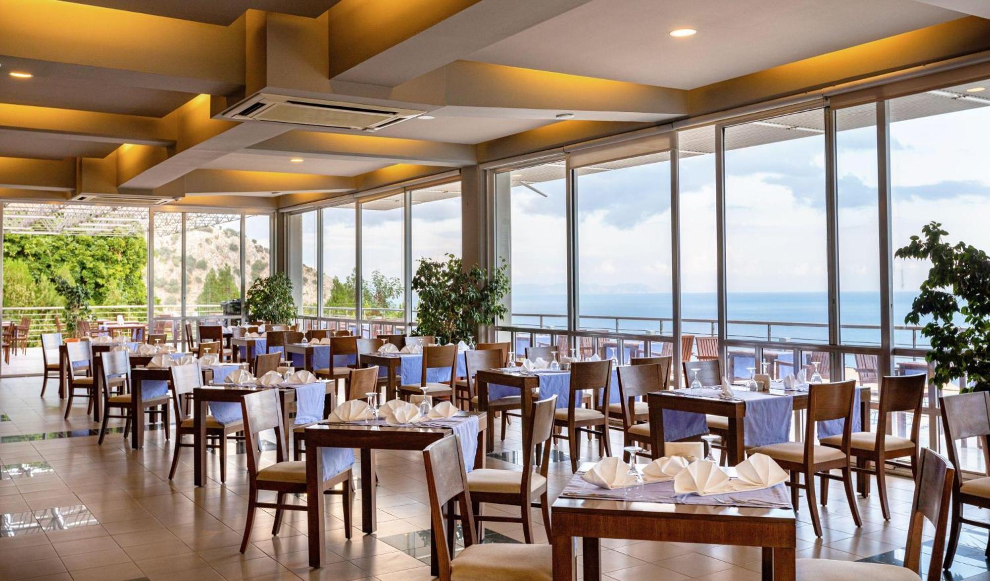 ลาบรันดา โลริมา รีสอร์ต Hotel ทูรุนช์ ภายนอก รูปภาพ